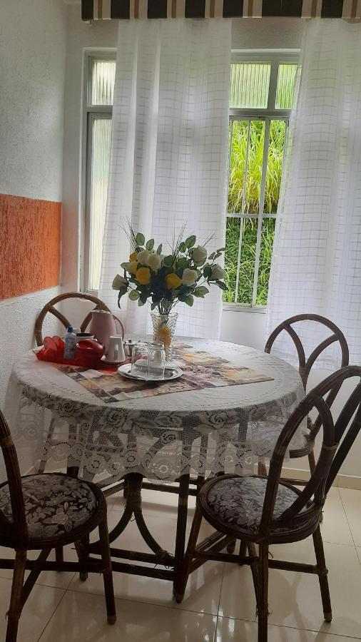 Bem Localizado Apartamento 2 Quartos Orla Rio Vermelho Ha 20 Min Da Barra-Ondina Internet Arcondicionado Σαλβαντόρ Εξωτερικό φωτογραφία